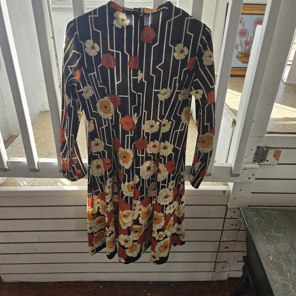 Bespoke Dresses & Skirts - Simplicity Pattern 1960 measure like a 4